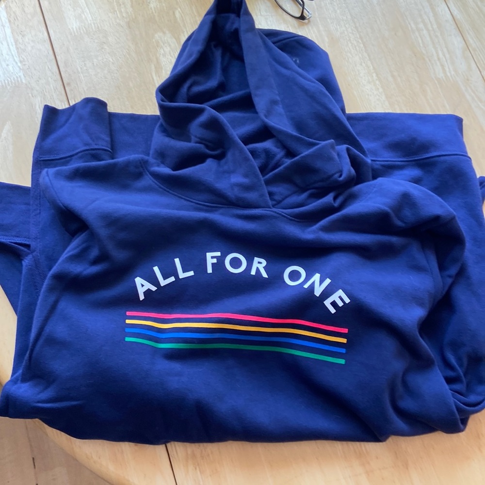 Old Navy sweatshirt size XXL